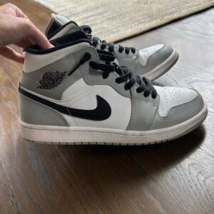 Size 8.5 Nike Jordans